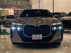 بي ام دبليو الفئة 7